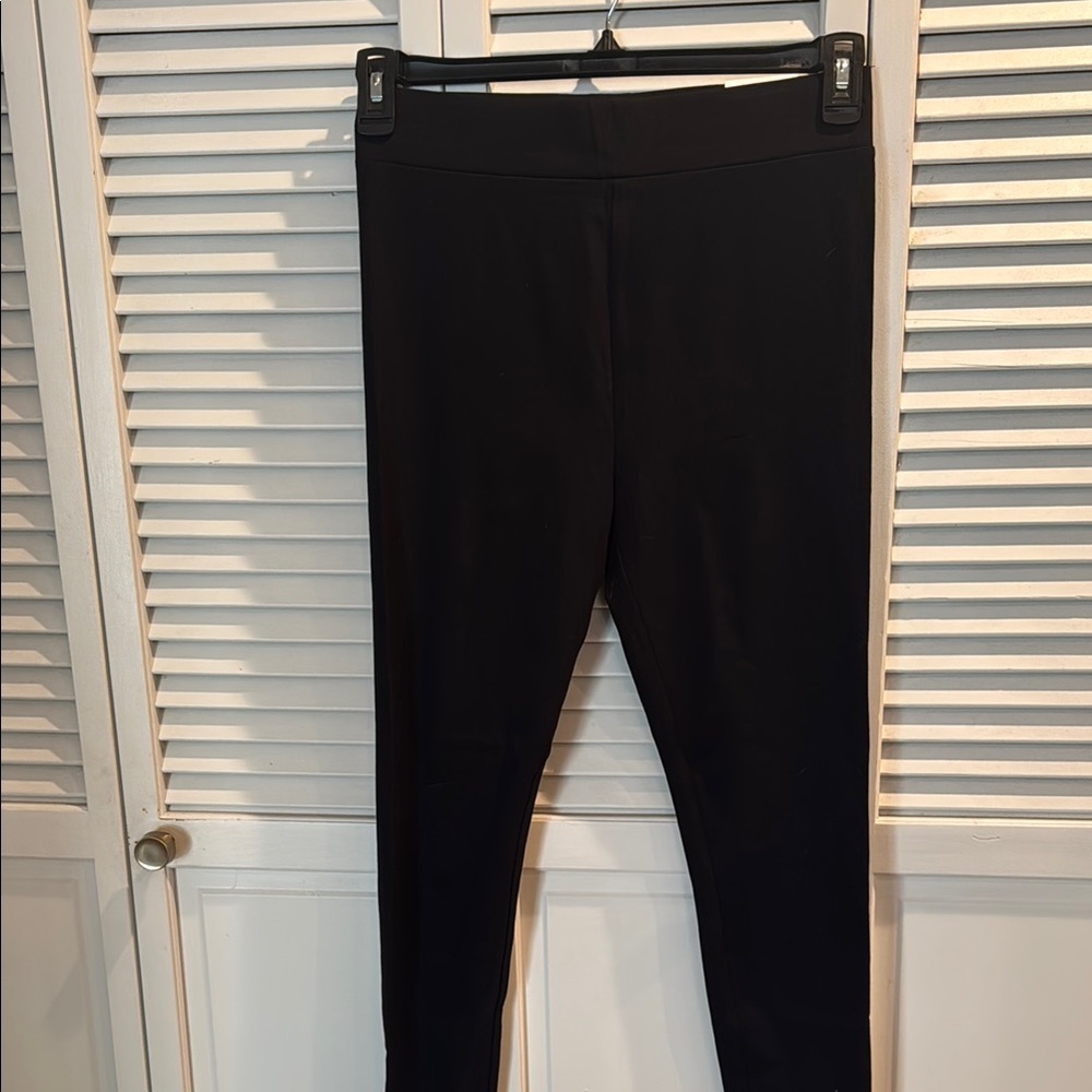 Lou & Grey Black Leggings